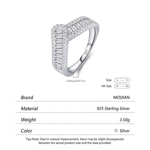 S925 sterling silver V-shape ring with baguette cut cubic zirconia in silver finish