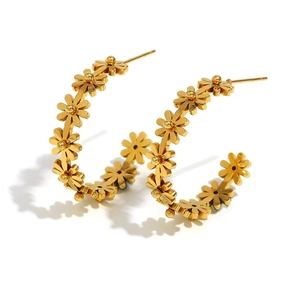 Élégantes boucles d'oreilles créoles C en acier inoxydable doré 18K avec marguerites