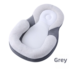 Detail of baby portable mattress with mesh breathable head support and protective bumpers