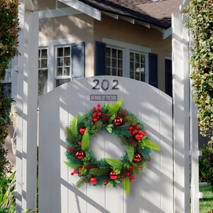 Christmas Wreath Artificial Red Berries Pinecones Balls Pine Needles Front Door Wall Hanging Holiday Party Home Decor