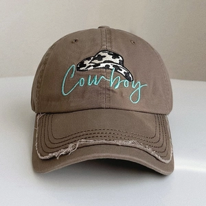Gorra de béisbol de algodón marrón con bordado Cowboy y parche con estampado de vaca