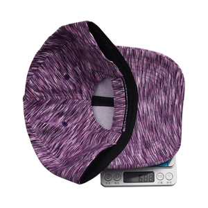 Lightweight camouflage digital print baseball cap weighing 68.8g on a digital scale
