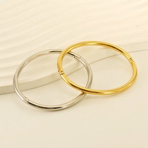 Minimalist Oval Bangle Bracelet Stainless Steel 18K Gold Plated Highly Polished Hinge Opening Jewelry For Women