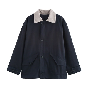 Relaxed fit dark blue jacket with contrasting light gray corduroy collar and large pockets