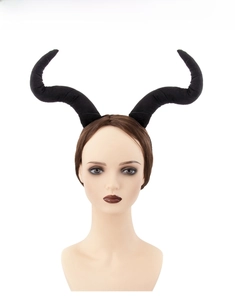 Detail of the black spiral horn headband with matte texture for Halloween party costumes