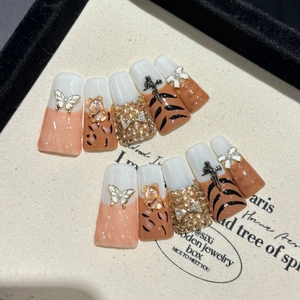 Handmade Leopard Tiger Print Press On Nails 3D Bear Butterfly Cross Rhinestone Y2K French Style Long False Nails For Women
