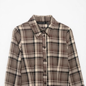 Classic slim fit plaid flannel shirt in brown and grey with button-down collar