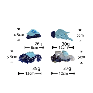 Detailed size and weight specs for ocean-themed acetate hair claws including seahorse shapes