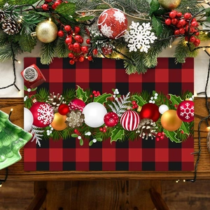 Tovagliette Di Natale Quadri Rossi E Neri Poliestere Resistenti Al Calore Decorazioni Di Palle Di Natale E Pino