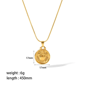 Dimensions détaillées du pendentif signe Cancer doré 18K avec une chaîne de 450mm