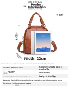 Mochila de cuero marrón con comparación de tamaño de iPad y medidas de dimensiones