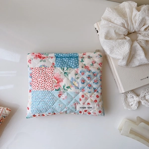 Mini pochette en coton matelassé à fleurs vintage avec étiquette simple wish pour femmes
