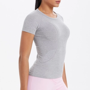 T-shirt de sport gris sans couture à manches courtes pour yoga et fitness femme