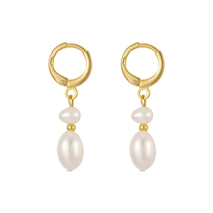 Baroque freshwater pearl hoop earrings with gold metal rings in French vintage style