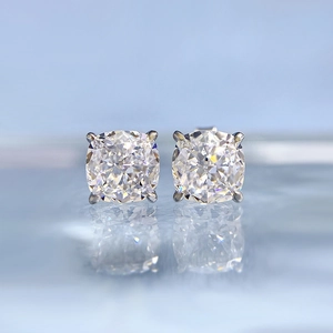 Classic 1.5 carat cushion cut 925 silver stud earrings with symmetrical mirror reflection