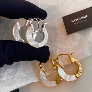 Hoop Earrings With Mother Of Artificial Pearl Inlay And Confession Letter Engraved French Retro Minimalist Jewelry For Women