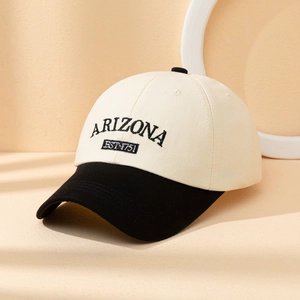 Berretto da baseball vintage bicolore con ricamo Arizona 1751 in bianco sporco e nero