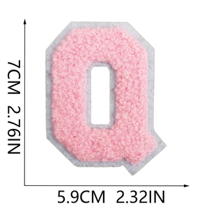 Tabella delle taglie per la toppa a lettera Q in ciniglia rosa ricamata da 7cm