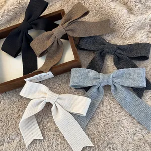 Knitted Wool Bow Hair Clip Large Alloy Spring Clip Ribbed Texture Solid Color French Style Autumn Winter Accessory