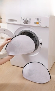 Mesh laundry shoe bag for washing machine protecting footwear from deformation