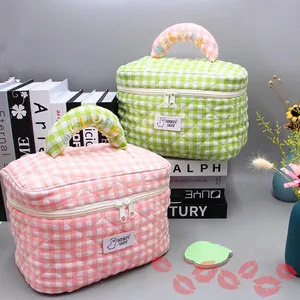 Aesthetic Quilted Checkered Makeup Bag Large Capacity Cosmetic Pouch Travel Toiletry Storage Organizer With Handle