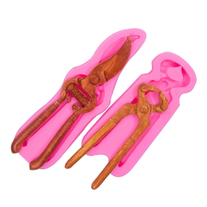 Stampo in silicone per fondente a forma di pinze e cesoie realistiche per torte
