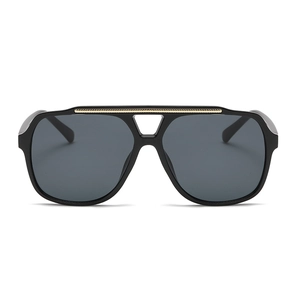 Classic black pilot sunglasses with premium metal top bar and dark grey lenses for women