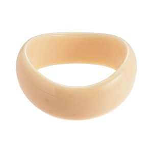 Retro tie-dye acrylic chunky round bangle with cream color finish on white background