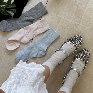 Women's hollow-out cotton crew socks in pastel colors with breathable knit patterns