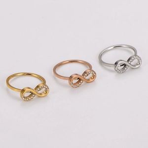 Anelli minimalisti con simbolo infinito in oro, argento e oro rosa con cristalli pavé
