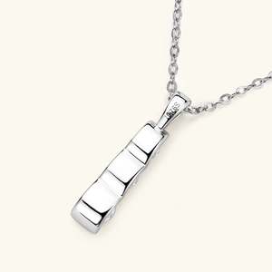 Elegant S925 sterling silver bar necklace with sparkling moissanite pendant