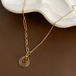 Vintage Titanium Steel Tiger Eye Stone Pendant Necklace For Women Asymmetric Spliced Chain Sun Burst Design Neck Chain Jewelry
