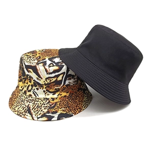 Leopard Print Bucket Hat Polyester Sun Protection Outdoor Retro Fashion Fisherman Hat For Women And Men