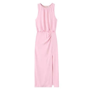 Detail view of pink sleeveless midi dress featuring waist pleats and a side slit design