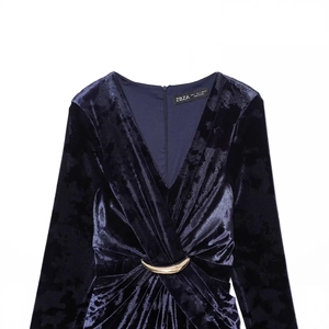 Deep blue velvet V-neck midi dress with long sleeves and golden metal buckle decoration