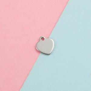 Pendentif poli en forme de cœur en acier inoxydable argenté pour bijoux et artisanat DIY