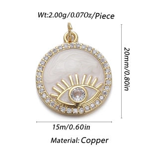 Detailansicht des Evil Eye Anhängers mit Maßen 20x15mm und 2g Gewichtsangaben