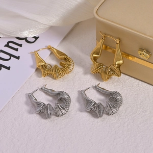 Moderne 18K Gold und Silber Schlangenschuppen Spiralohrringe aus Edelstahl