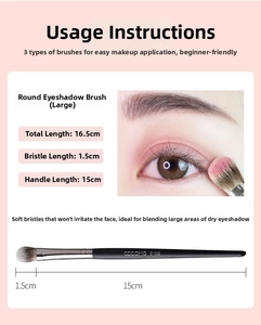 Detail of G1022 large eyeshadow brush with gradient bristles and 16.5cm matte handle