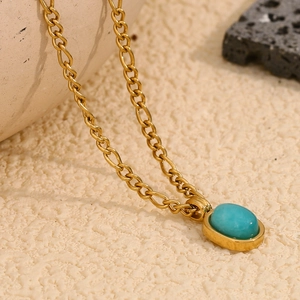 Collana in acciaio inossidabile placcato oro 18 carati con ciondolo in amazzonite verde