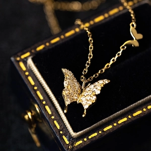 Collar Con Colgante De Mariposa Cobre Con Zirconia Cúbica Micro Pavé Joyería Elegante De Estilo Dulce Para Mujer