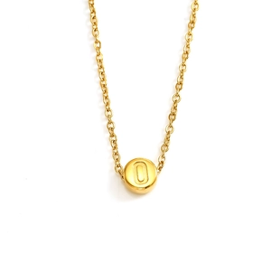 Minimalist gold stainless steel round pendant necklace with O engraving and cable chain