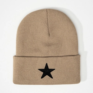 Casual khaki knit beanie with black star embroidery in a trendy rib-knit style