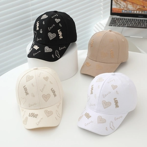 Casquette De Baseball Pour Enfants En Coton Mélangé Broderie Coeur LOVE Chapeau Soleil Réglable Mode Pour Garçons Et Filles