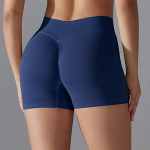 Détail du short de sport sans couture à taille haute avec effet push-up bleu marine