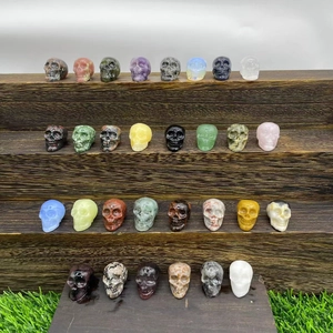 Mini Skull Figurine Natural Crystal Stone Hand Carved Polished Gemstone Statue For Home Decor Halloween Party Gift