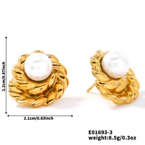 Detailed view showing dimensions and weight of floral pearl stainless steel earrings