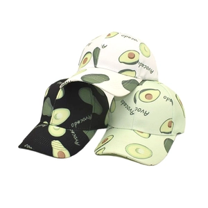 Ensemble de trois casquettes de baseball à imprimé avocat en noir, blanc et vert