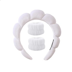 White sponge headband and absorbent wristbands set for skincare and face washing