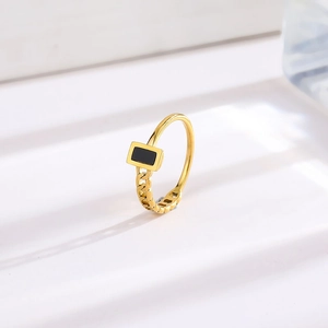 Gold Titanium Steel Ring Asymmetrical Chain Design Rectangular Black Shell Geometric Minimalist Jewelry For Women